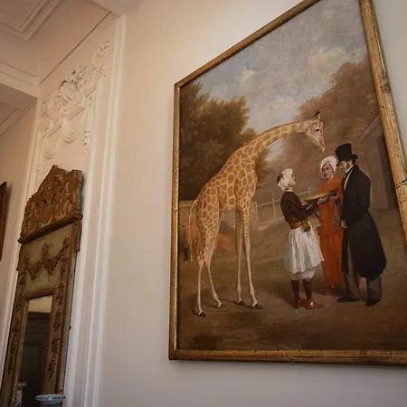 18th Century Chateau With Stunning Pool & Gardens *