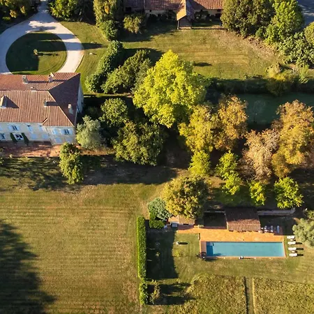 18th Century Chateau With Stunning Pool & Gardens Willa