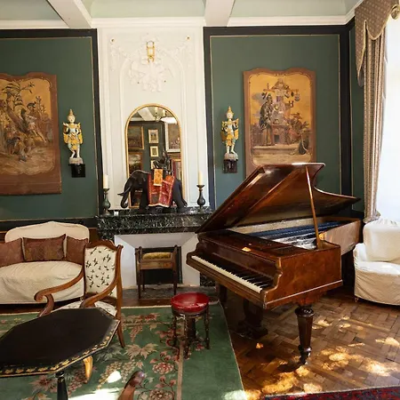 Willa 18th Century Chateau With Stunning Pool & Gardens *