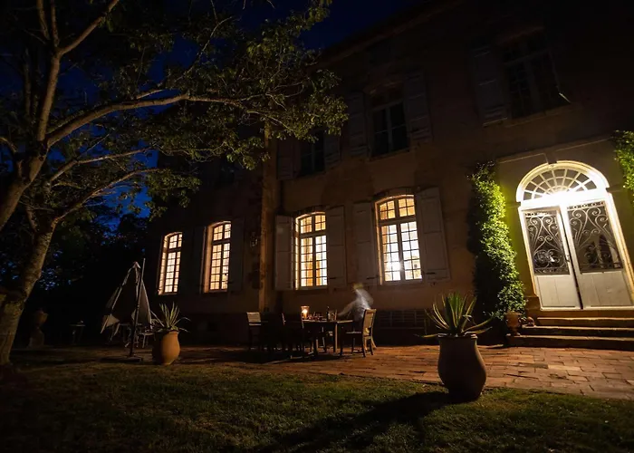 18th Century Chateau With Stunning Pool & Gardens 빌라