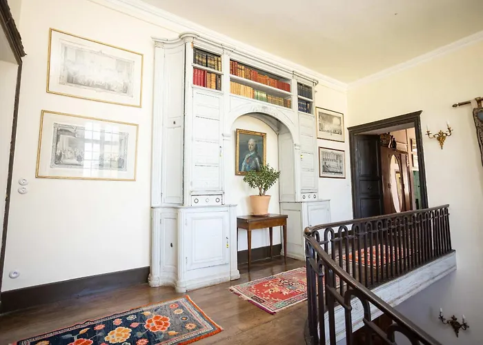 18th Century Chateau With Stunning Pool & Gardens *