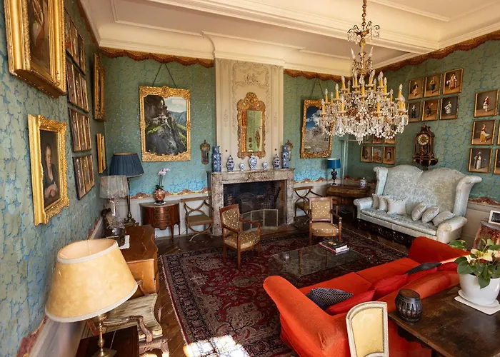 18th Century Chateau With Stunning Pool & Gardens 빌라 Castelnau-Picampeau