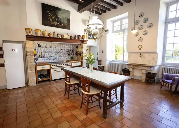 18th Century Chateau With Stunning Pool & Gardens 빌라 Castelnau-Picampeau