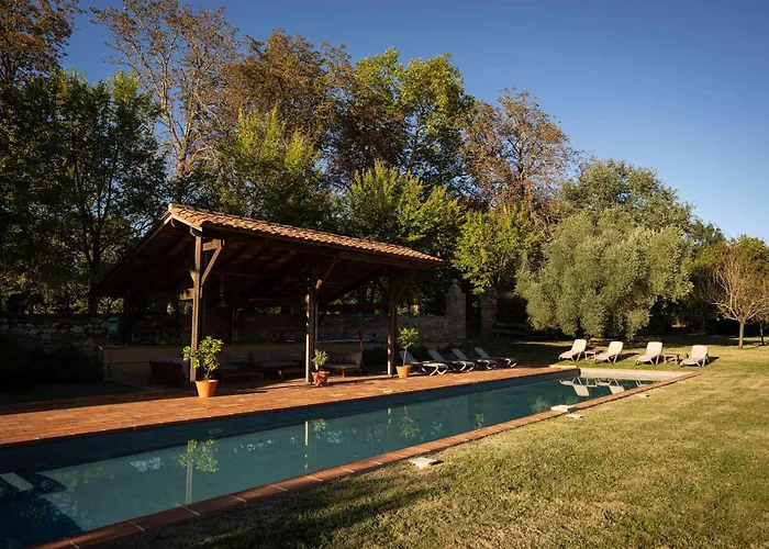 빌라 18th Century Chateau With Stunning Pool & Gardens Castelnau-Picampeau